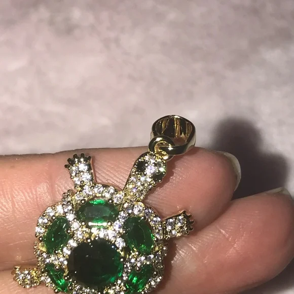 Elegant Xuping Jewelry Charm Gold & Green Sea Turtle Fashion Jewelry Pendant New - Picture 6 of 10